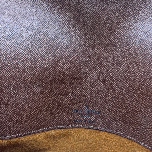 Louis Vuitton Monogram Crossbody Messenger Bag - Picture 12 of 16